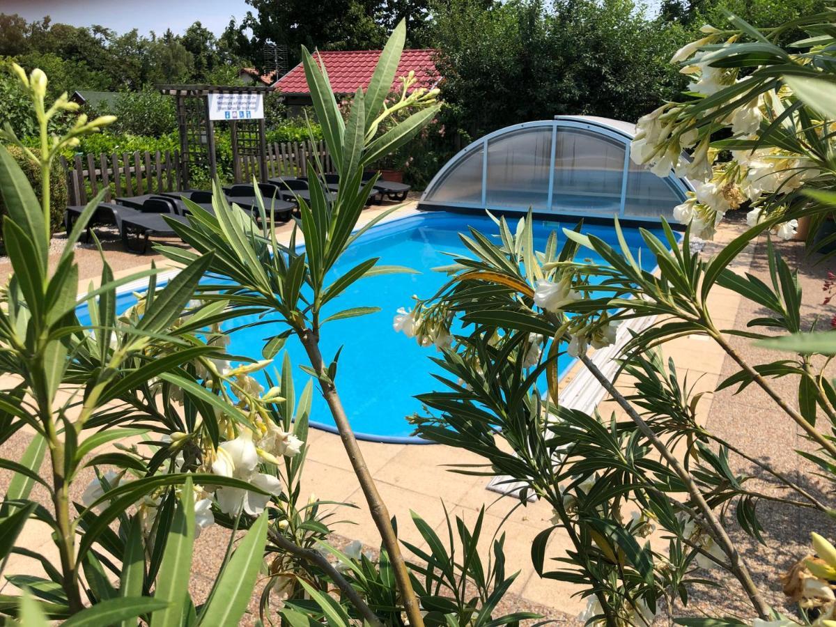 Hotel Haus Marika Siófok Zewnętrze zdjęcie