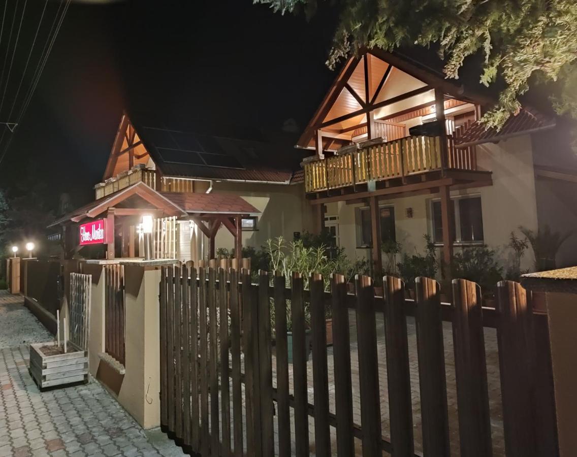 Hotel Haus Marika Siófok Zewnętrze zdjęcie